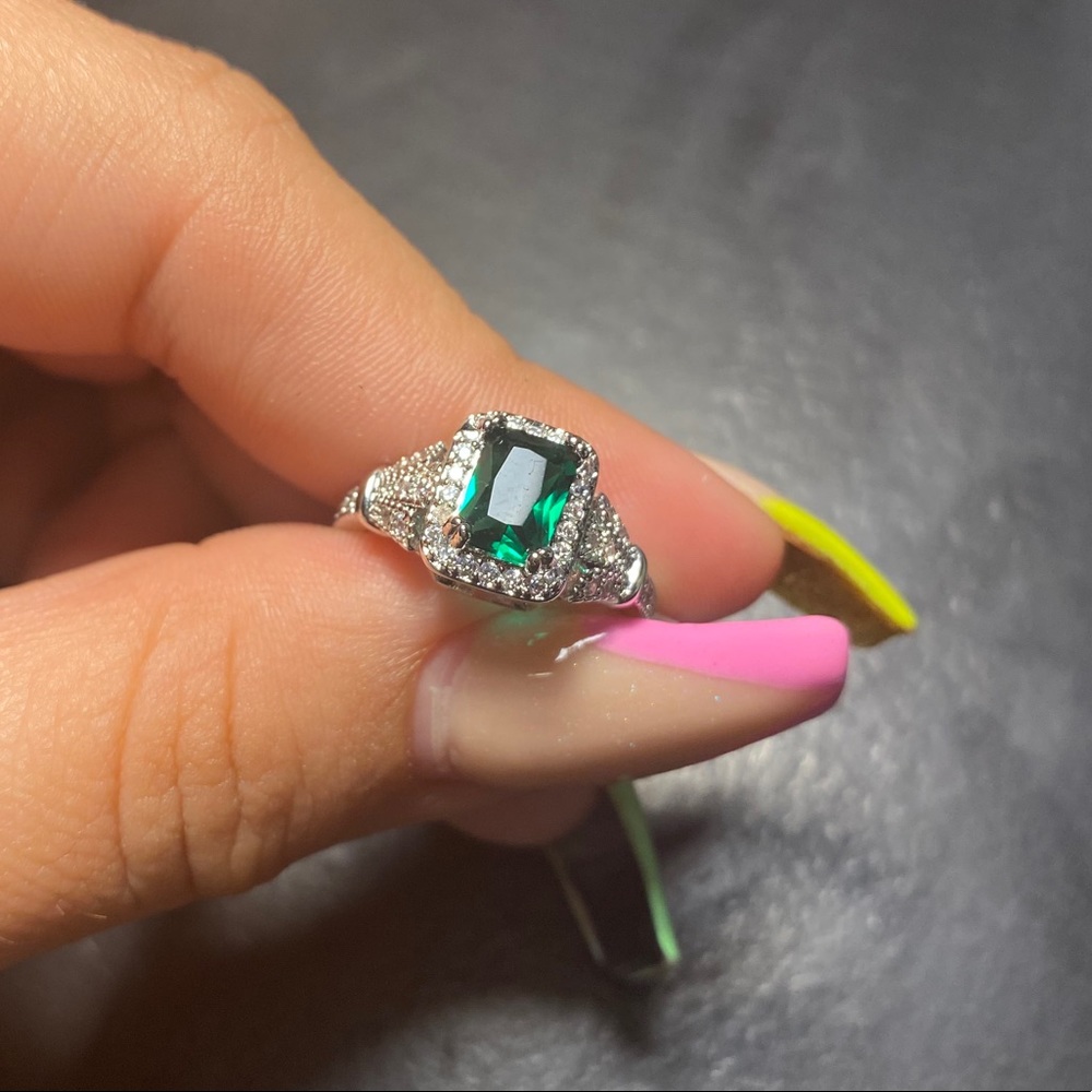 Ring